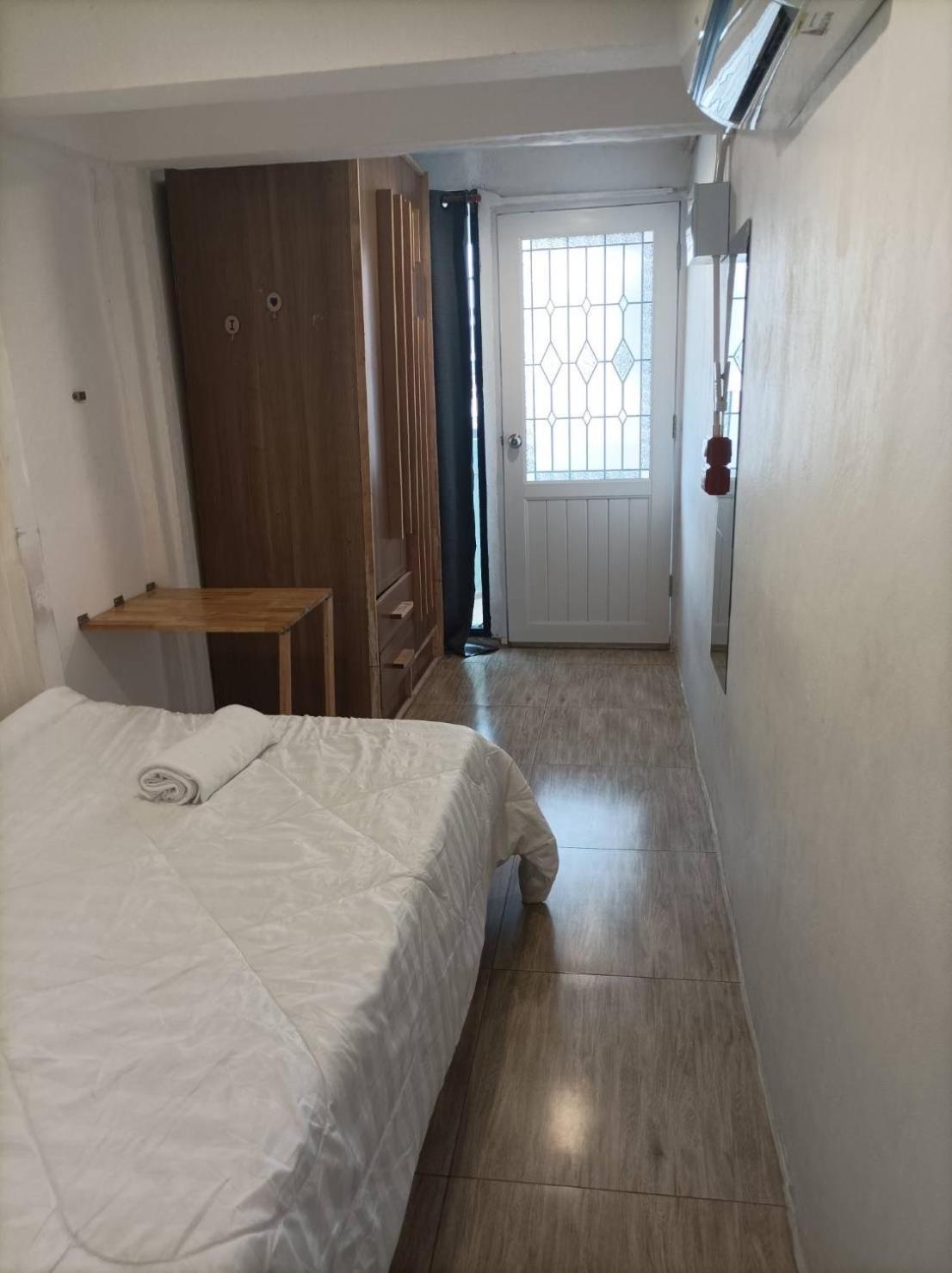 Chubby 9 Single Room Bangkok Eksteriør bilde